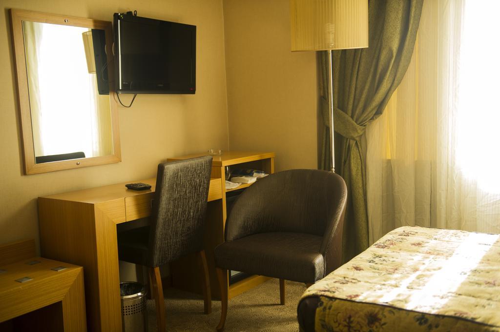 Pinar Elite Hotel Adana Pokoj fotografie